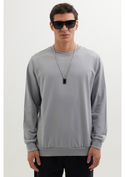 Erkek Relax Fit Rahat Kesim %100 Pamuk 2 Iplik Bisiklet Yaka Açık Gri Sweatshirt indirimleri