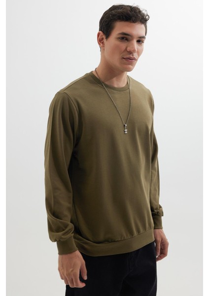 Erkek Relax Fit Rahat Kesim %100 Pamuk 2 Iplik Bisiklet Yaka Haki Sweatshirt