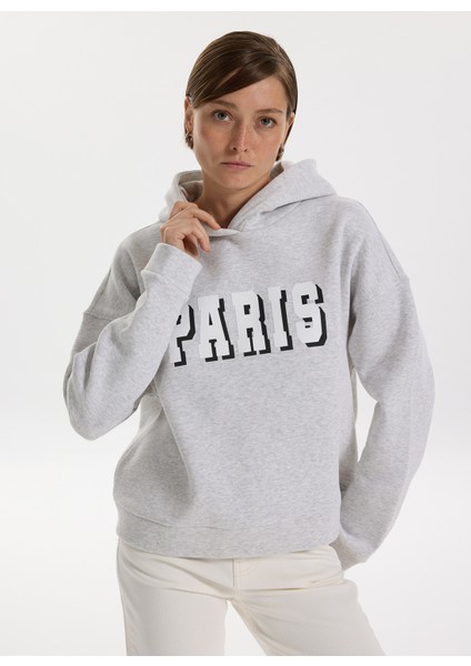 Kapüşon Yaka Baskılı Açık Gri Melanj Kadın Sweatshırt F5WL-SWT0231