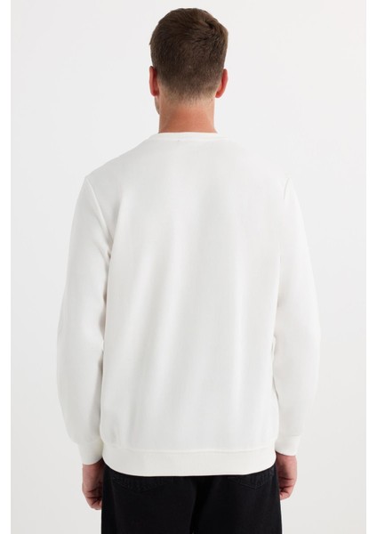 Unisex Relax Fit Rahat Kesim Pamuklu Yumuşak Dokulu Bisklet Yaka Iç Polarlı Baskılı Ekru Sweatshirt