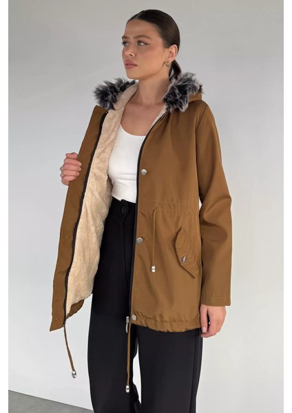 Kadın Kapüşonlu Içi Peluş Mont P-00013573 fiyatları