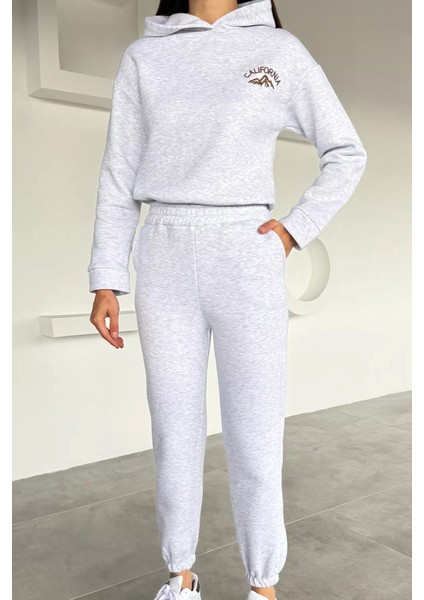 Kadın Şardonlu Nakışlı Kapüşonlu Bel Lastikli Eşofman Takımı P-00018619 fiyatları