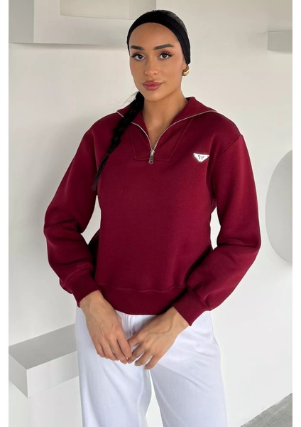 Kadın Yarım Fermuarlı Metal Aksesuarlı Şardonlu Sweatshirt P-00018601