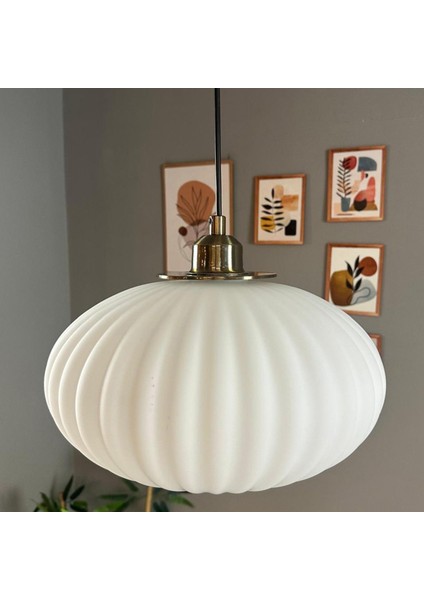 Elegant Cam Beyaz Avize Ufo Yarım Lale Başlık Sarkıt Lamba Restoran Salon Aydınlatma modelleri