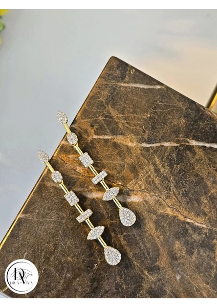 - Glow Earrings – Gold Kaplama Taş Detaylı Kadın Küpe (KOD-357) fiyatları