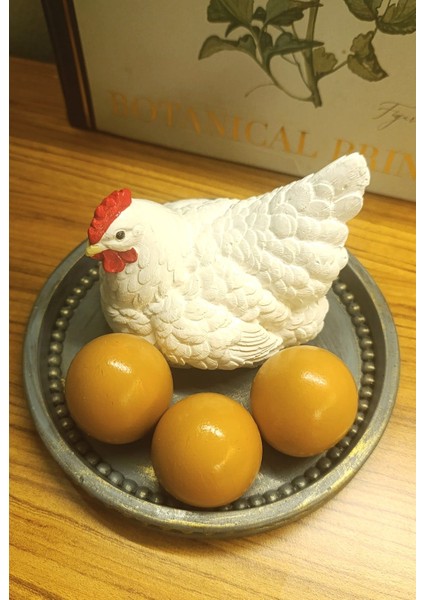 Dekoratif Tavuk ve Yumurtalar Tepsili Biblo Set - Bereket ve Bolluk Temalı Beyaz Tavuk Figürü