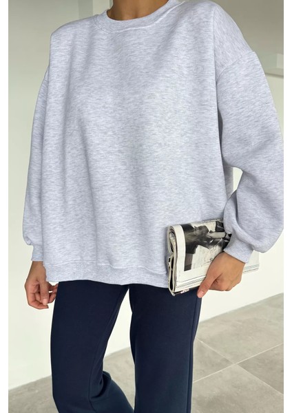 Kadın Bisiklet Yaka Şardonlu Oversize Sweatshirt P-00018609