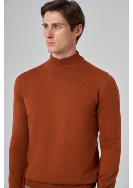 Erkek Koyu Turuncu Basic Yarım Balıkçı Yaka Dynamic Fit Rahat Kesim Triko fırsatları