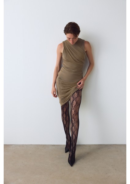 Siyah Yılan Desenli File Külotlu Çorap