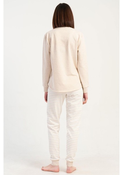 Kadın Bej Renk Uzun Kollu Bisiklet Yaka Lastikli Paça Kedi Baskılı Pijama Takımı C1T4N0105 fırsatları