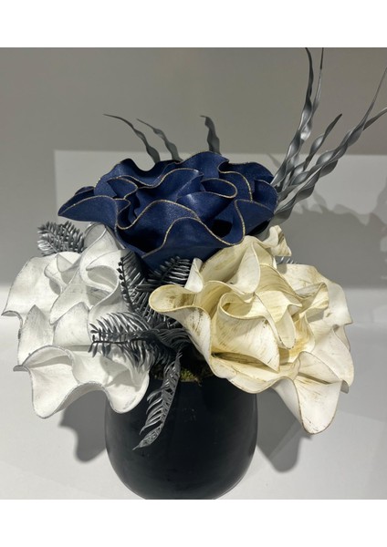 Küçük Siyah Cezve Saksı Aranjman Çiçek