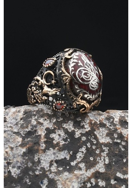 Ay Yıldızlı ve Kurt Figürlü ve Osmanlı Tuğralı Sıkma Kehribar Taşlı 925 Ayar Gümüş Erkek Yüzük 902332