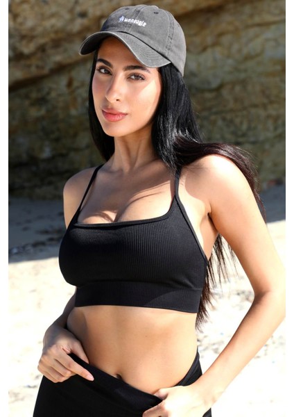 Dikişsiz Toparlayıcı Spor Bra – Siyah fırsatları