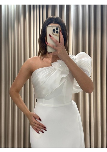 Beyaz Tek Omuz Balık Model Abiye Elbise EN5508 modelleri