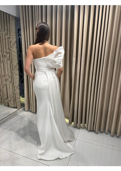 Beyaz Tek Omuz Balık Model Abiye Elbise EN5508 indirimleri