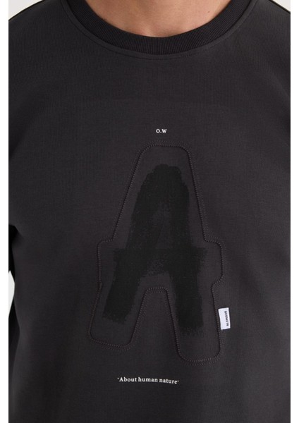 Unisex Relax Fit Pamuklu Yumuşak Dokulu Bisiklet Yaka Içi Polarlı Baskılı Antrasit Sweatshirt​​​​​​​ modelleri