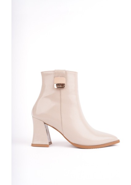Luxera Sivri Burun Toka Detaylı Fermuarlı Kalın Topuklu Kadın Bot