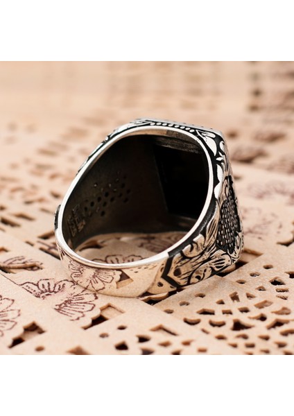 Otantik Motifli Oniks Taşlı 925 Ayar Gümüş Erkek Yüzük fırsatları