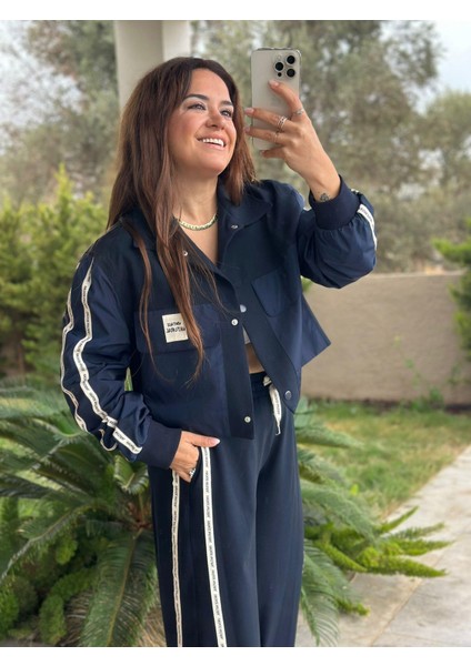 Yanları Yazılı Lacivert Bomber Ceket