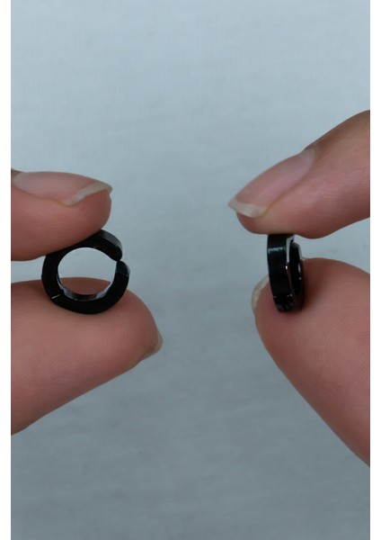 Sıkıştırmalı Erkek Çelik Küpe Ince 3 mm Deliksiz Kulaklara mse1