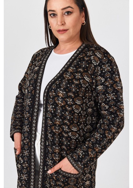Kadın Siyah Çiçek Desenli Uzun Cepli Kilim Hırka