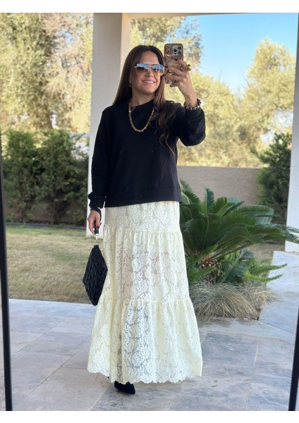 Etek Ucu Dilimli Sarı Etek