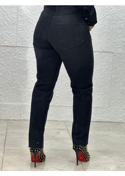 Taşlanmış Siyah Zr Jean Pantolon modelleri