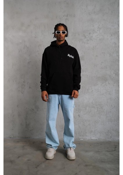 Erkek Oversize Üç Iplik Kapüşonlu Sweat – Siyah Kol ve Etek Ribana Detaylı, Ön ve Sırt Baskılı, Kanguru Cepli Rahat Kalıp Model fırsatları