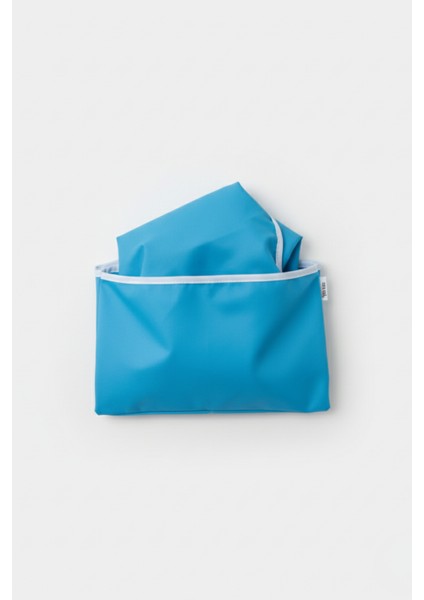 Mama Sandalyesi Önlüğü – Sıvı Geçirmez, Katlanabilir, Çantalı ve Ayarlanabilir modelleri