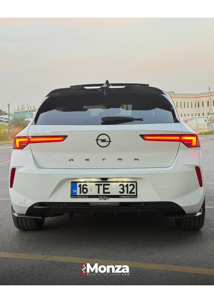 Astra L (2020+) Arka Difizör Ekleri (2 Parça) modelleri