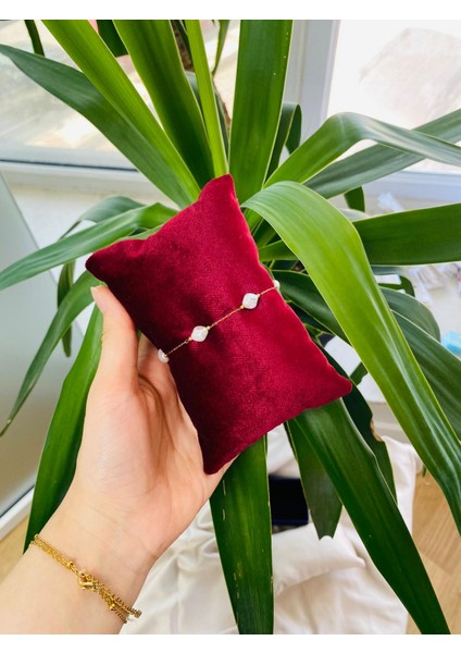 Incili Modern Çelik Bileklik