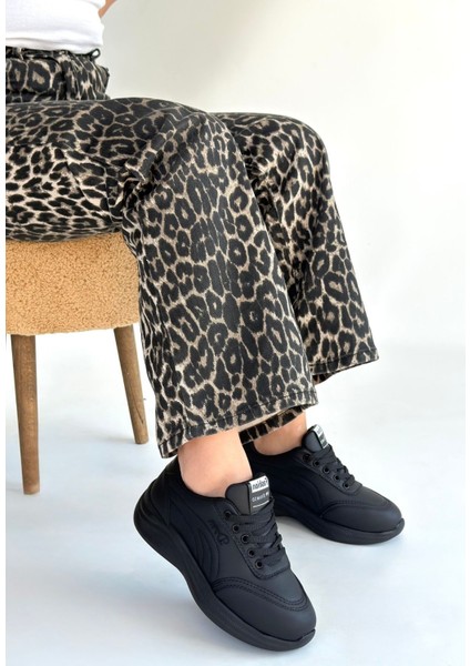 Yejja Siyah Cilt Bağcıklı Spor Ayakkabı fiyatları