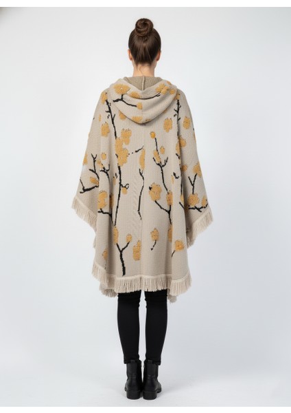 Bej Kabartmalı Çiçek Desenli Kapüşonlu Kadın Panço indirimleri