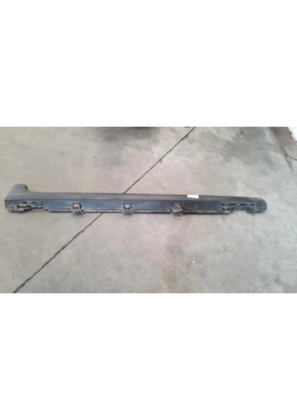 Marşpiyel Bakalıtı Sağ Psa C3 ( B618 ) B.m 2015- (Oem No: 9813817380)