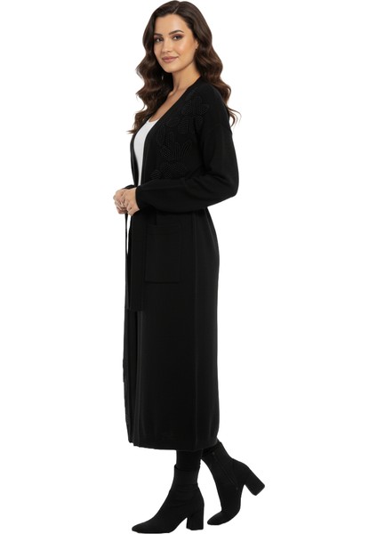 Kadın Siyah Nakışlı Çiçek Detaylı Kemerli Kimono Panço modelleri