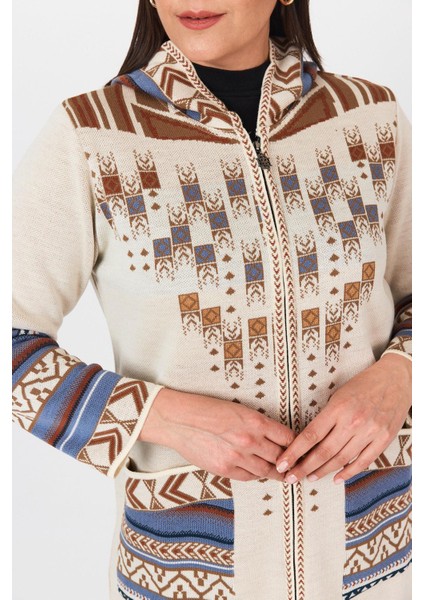 Kadın Beyaz Dama Desenli Fermuarlı Uzun Triko Hırka