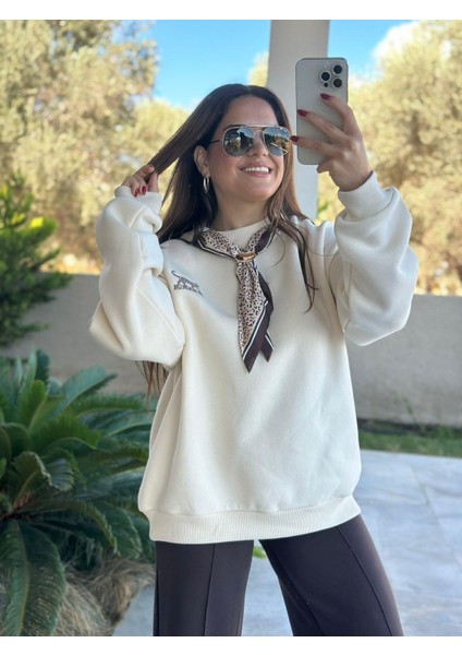 Fularlı Leopar Krem Sweatshirt fiyatları