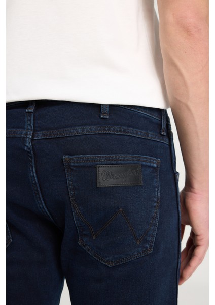 Pamuklu Slim Fit Düşük Bel Dar Paça Jeans Erkek Kot Pantolon W18SLR 26I indirimleri