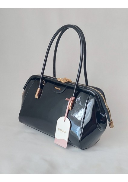 261SV826 Model Sarach Marka Siyah Renk Rugan El ve Omuz Çantası fiyatları