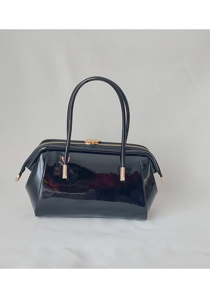 261SV826 Model Sarach Marka Siyah Renk Rugan El ve Omuz Çantası modelleri