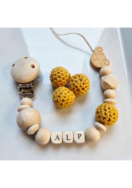 Arabalı Hardal Sarısı Isimli Bebek Emzik Zinciri Askısı