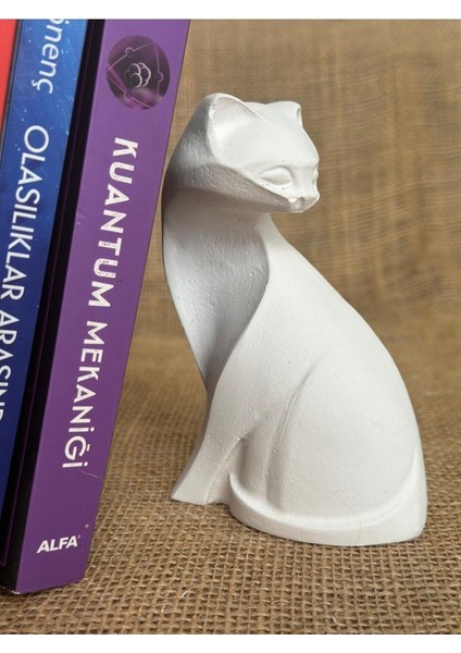 Kedi Heykel Obje Minimalist, Beyaz Renk Yüksek Kaliteli Malzeme Minimalist El Yapımı Kedi Heykel Obje, Ev Dekoru, Masa Dekoru (13x8 cm)