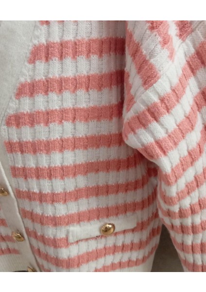 Kadın Gold Düğme Detaylı Yumuşak Triko Hırka