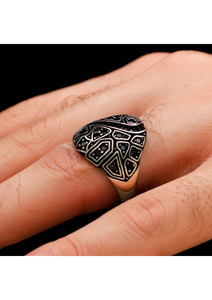 Özel Tasarım Mikro Taş Işlemeli 925 Ayar Gümüş Erkek Yüzük fırsatları