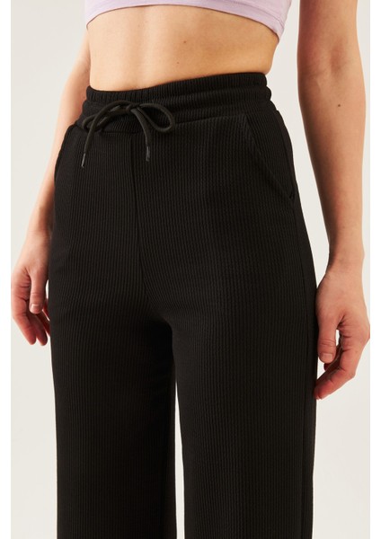 Kadın Siyah Örgü Kumaş Beli Lastikli Geniş Paça Pantolon modelleri