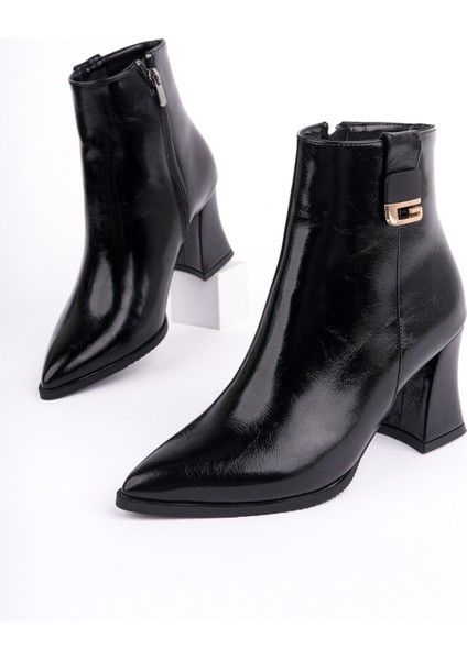 Luxera Sivri Burun Toka Detaylı Fermuarlı Kalın Topuklu Kadın Bot fiyatları