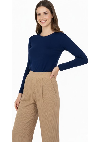 Kadın Düz Renk Yuvarlak Yaka Uzun Kollu Dar Kesim Bedene Oturan Likralı Turlu Viskon Kumaş Badi