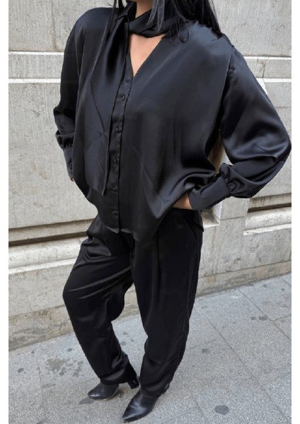 Kadın V Yaka Gomleklı Saten Takım fiyatları