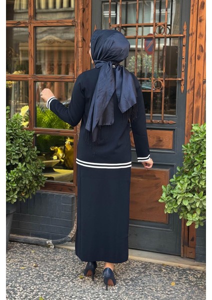 Nurcan Çetin Etekli Triko Takım NR139 Lacivert indirimleri