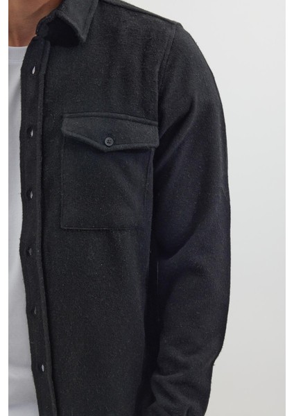 Erkek Slim Fit Tek Cep Kapaklı Düz Oduncu Spor Siyah Gömlek modelleri